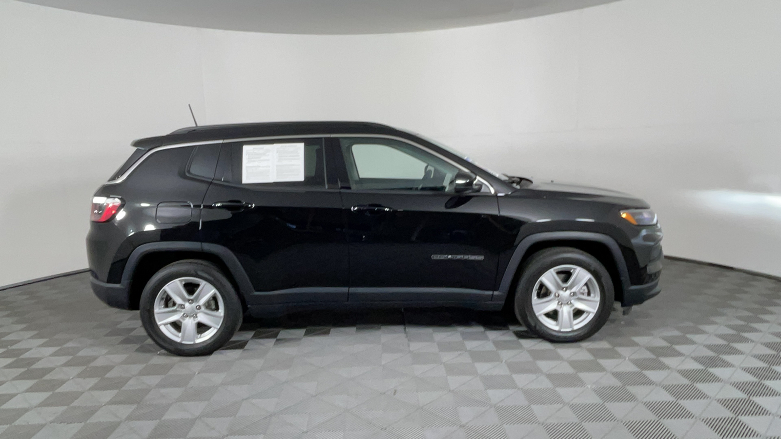 2022 Jeep Compass Latitude 3