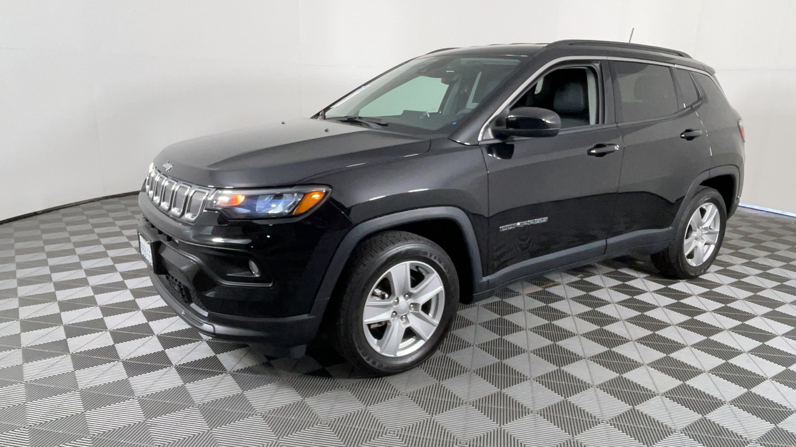 2022 Jeep Compass Latitude 8