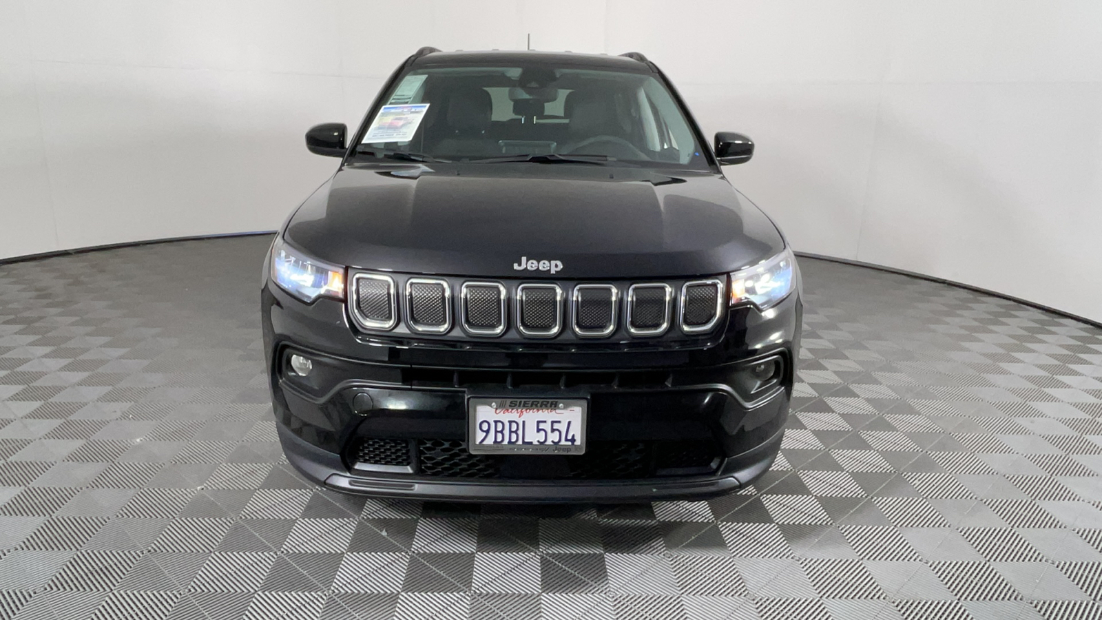 2022 Jeep Compass Latitude 9