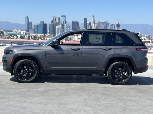 2024 Jeep Grand Cherokee Altitude 5