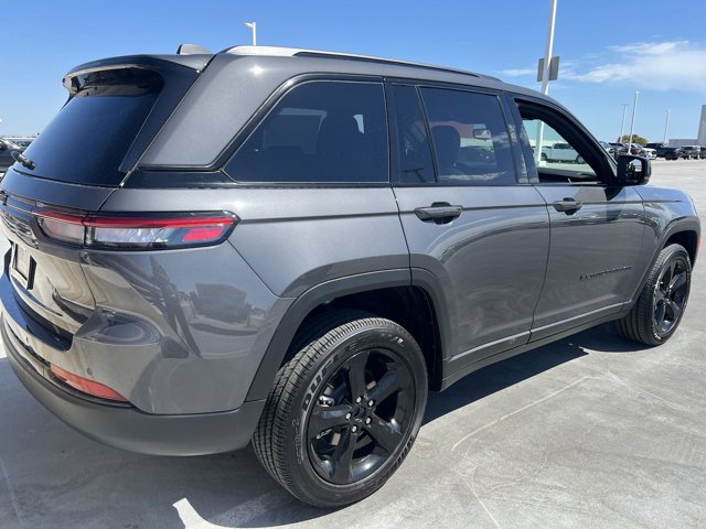 2024 Jeep Grand Cherokee Altitude 30