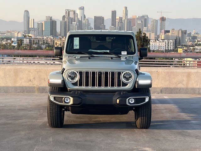 2024 Jeep Wrangler Sahara 17