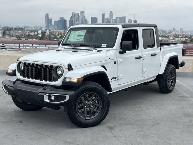 2024 Jeep Gladiator Sport S 2