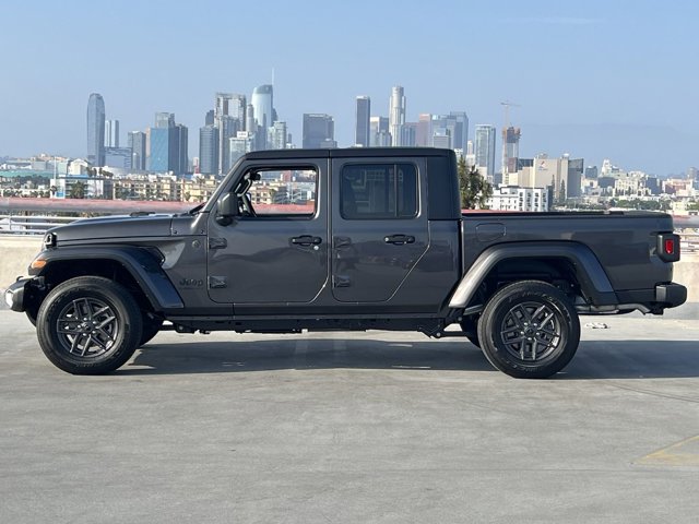 2024 Jeep Gladiator Sport S 5