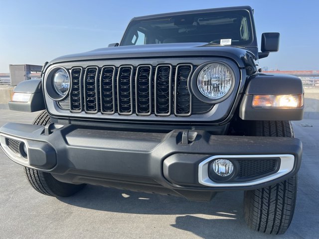 2024 Jeep Gladiator Sport S 18