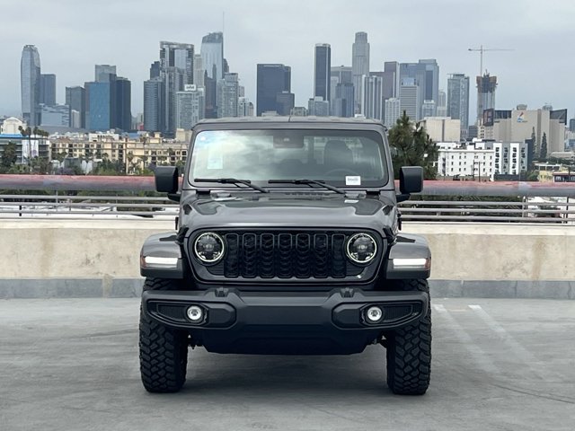 2024 Jeep Gladiator Willys 17