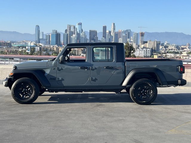 2024 Jeep Gladiator Sport 5