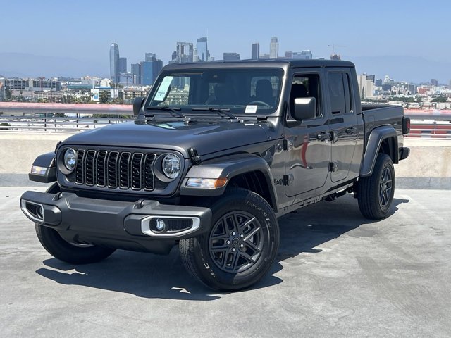 2024 Jeep Gladiator Sport 2