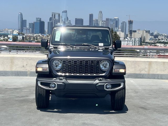 2024 Jeep Gladiator Sport 17