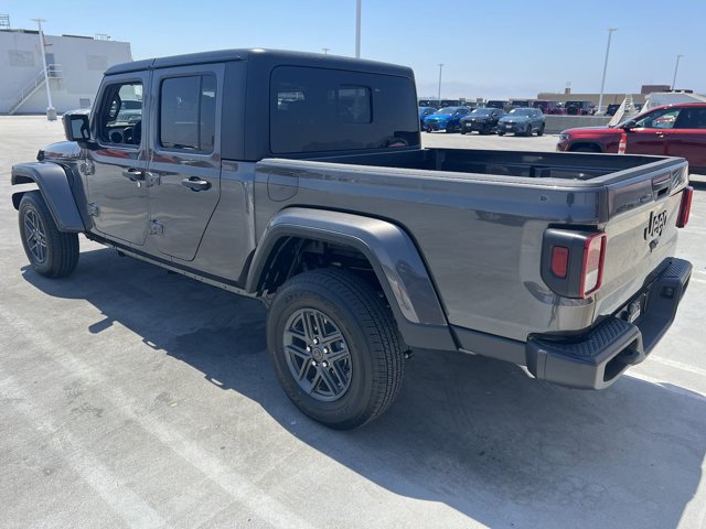 2024 Jeep Gladiator Sport 28