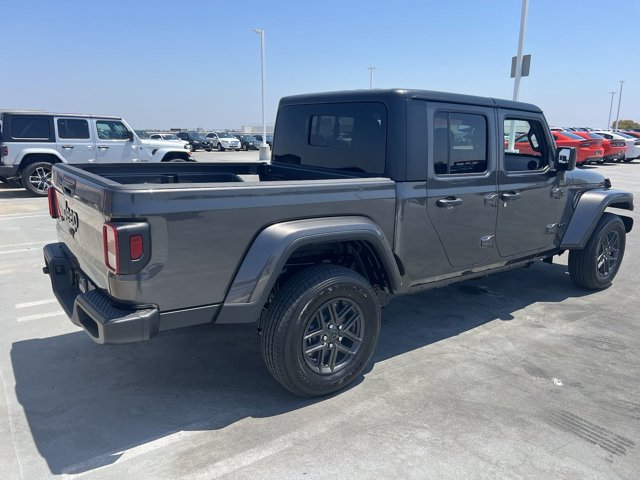 2024 Jeep Gladiator Sport 29