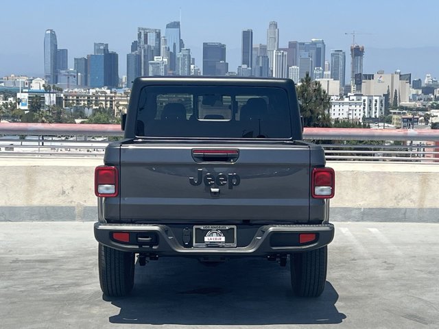 2024 Jeep Gladiator Sport 30