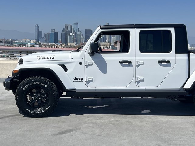 2024 Jeep Gladiator Willys 6