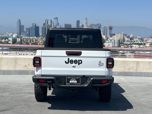 2024 Jeep Gladiator Willys 30