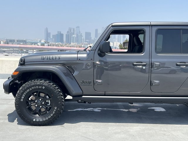 2024 Jeep Gladiator Willys 6