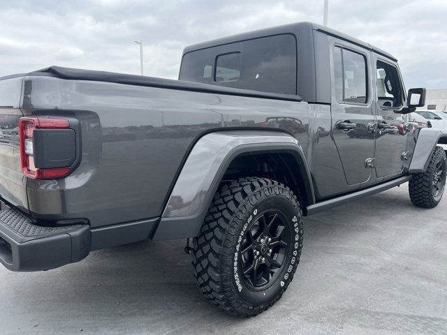 2024 Jeep Gladiator Willys 29