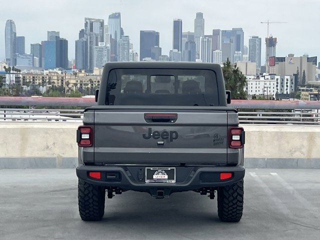 2024 Jeep Gladiator Willys 30