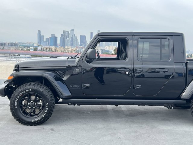 2024 Jeep Gladiator Willys 6