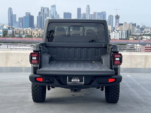 2024 Jeep Gladiator Willys 31