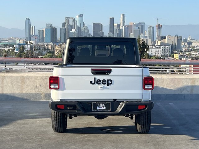 2024 Jeep Gladiator Sport S 30