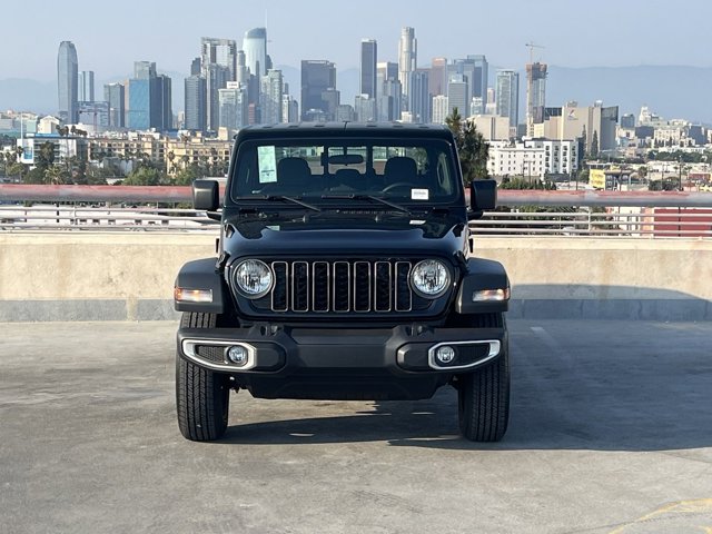 2024 Jeep Gladiator Sport 17