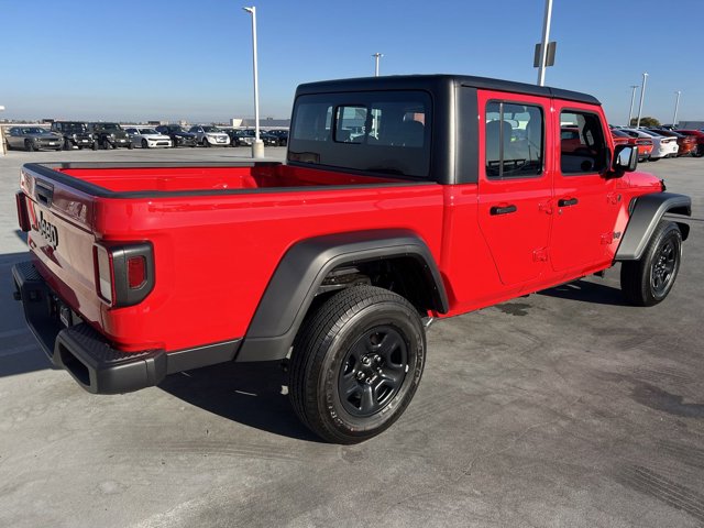 2024 Jeep Gladiator Sport 29