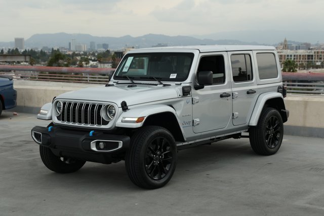 2024 Jeep Wrangler Sahara 4xe 2