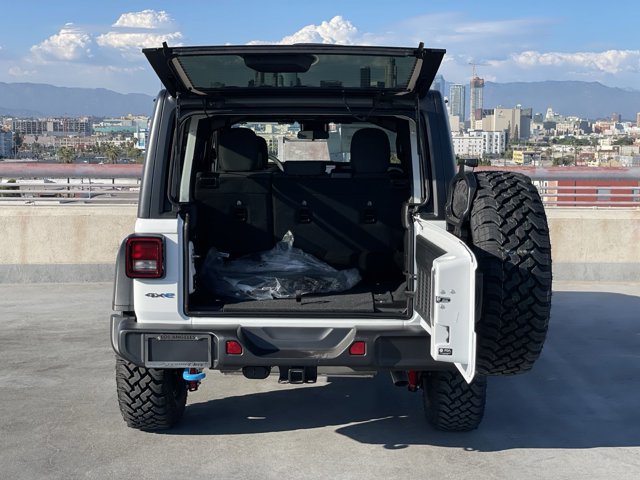 2024 Jeep Wrangler Willys 4xe 32