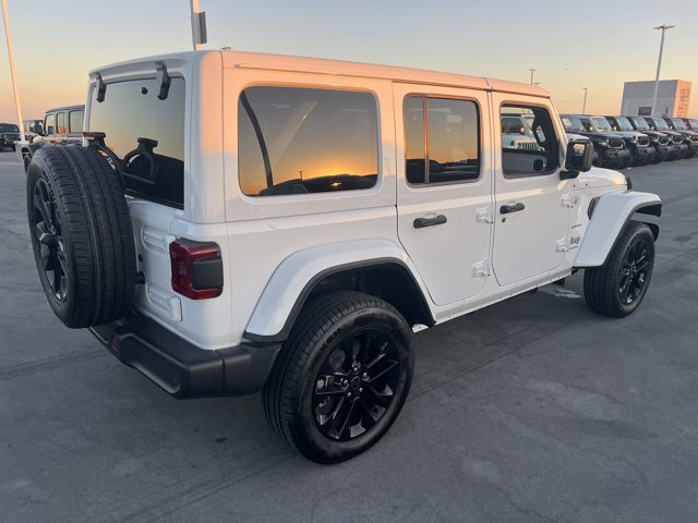 2024 Jeep Wrangler Sahara 4xe 29