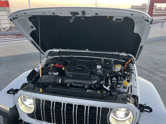 2024 Jeep Wrangler Sahara 4xe 4