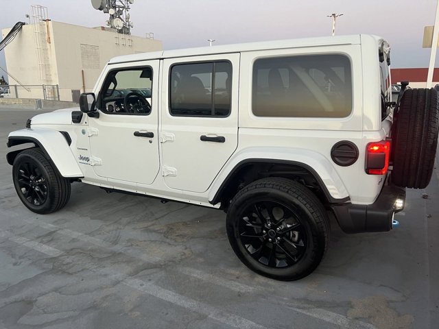 2024 Jeep Wrangler Sahara 4xe 37