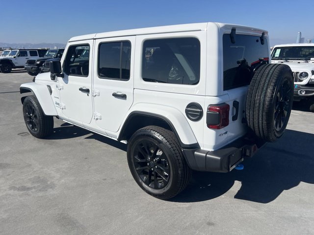 2024 Jeep Wrangler Sahara 4xe 16