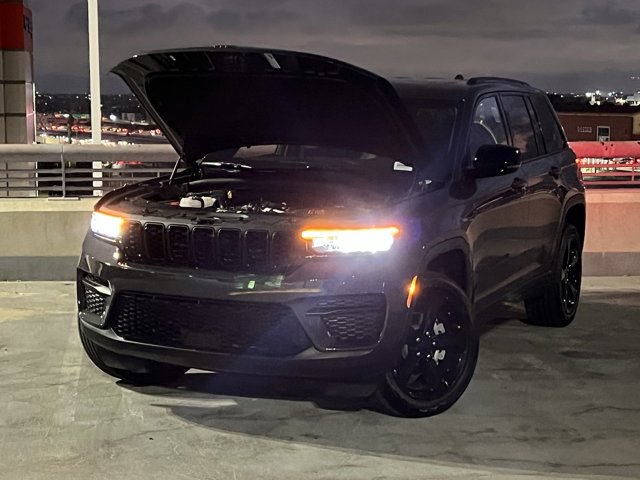 2024 Jeep Grand Cherokee Altitude X 3