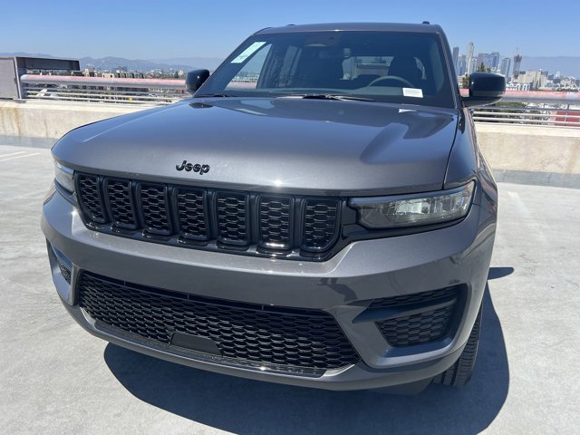 2024 Jeep Grand Cherokee Altitude X 18