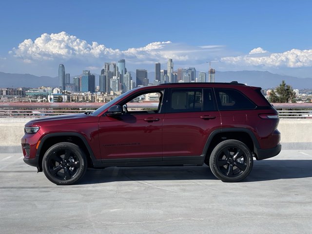 2024 Jeep Grand Cherokee Altitude X 9