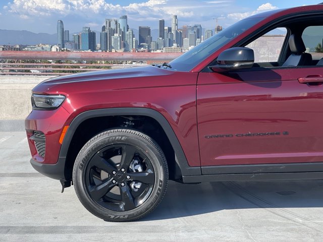 2024 Jeep Grand Cherokee Altitude X 10