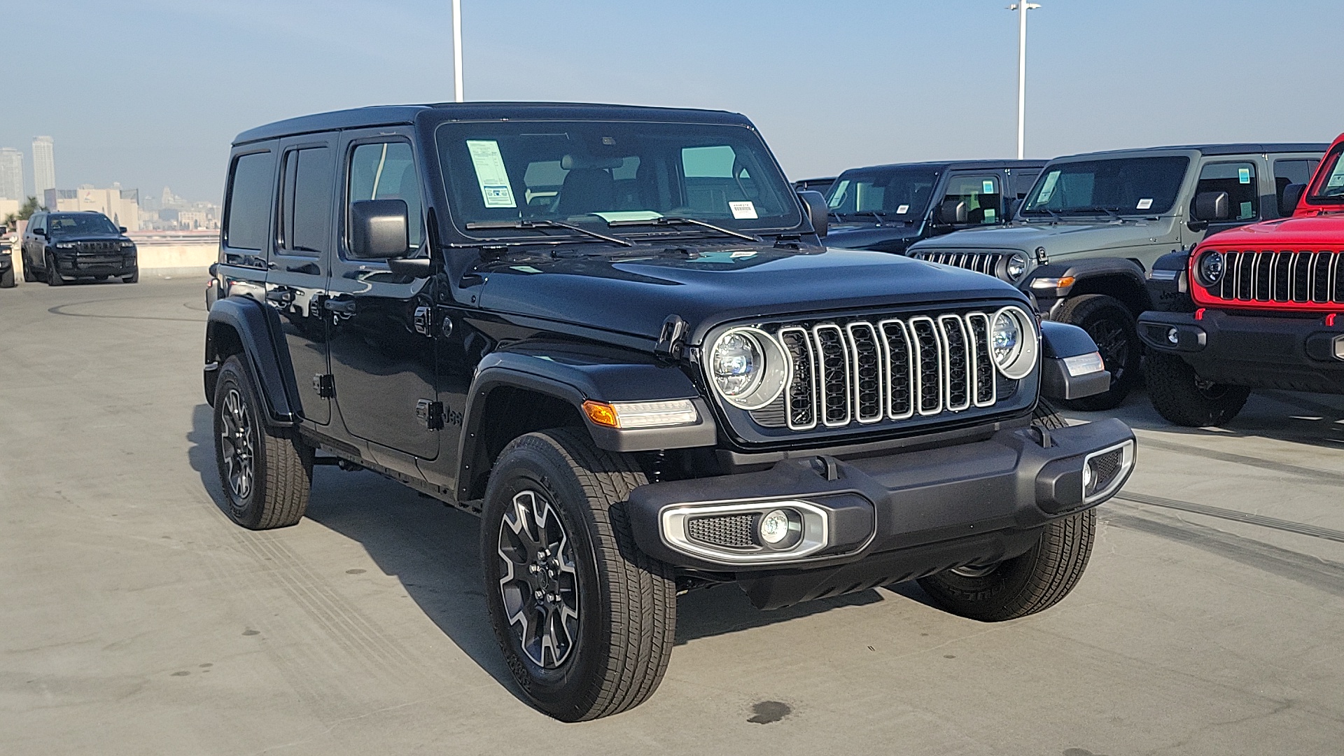 2025 Jeep Wrangler Sahara 25