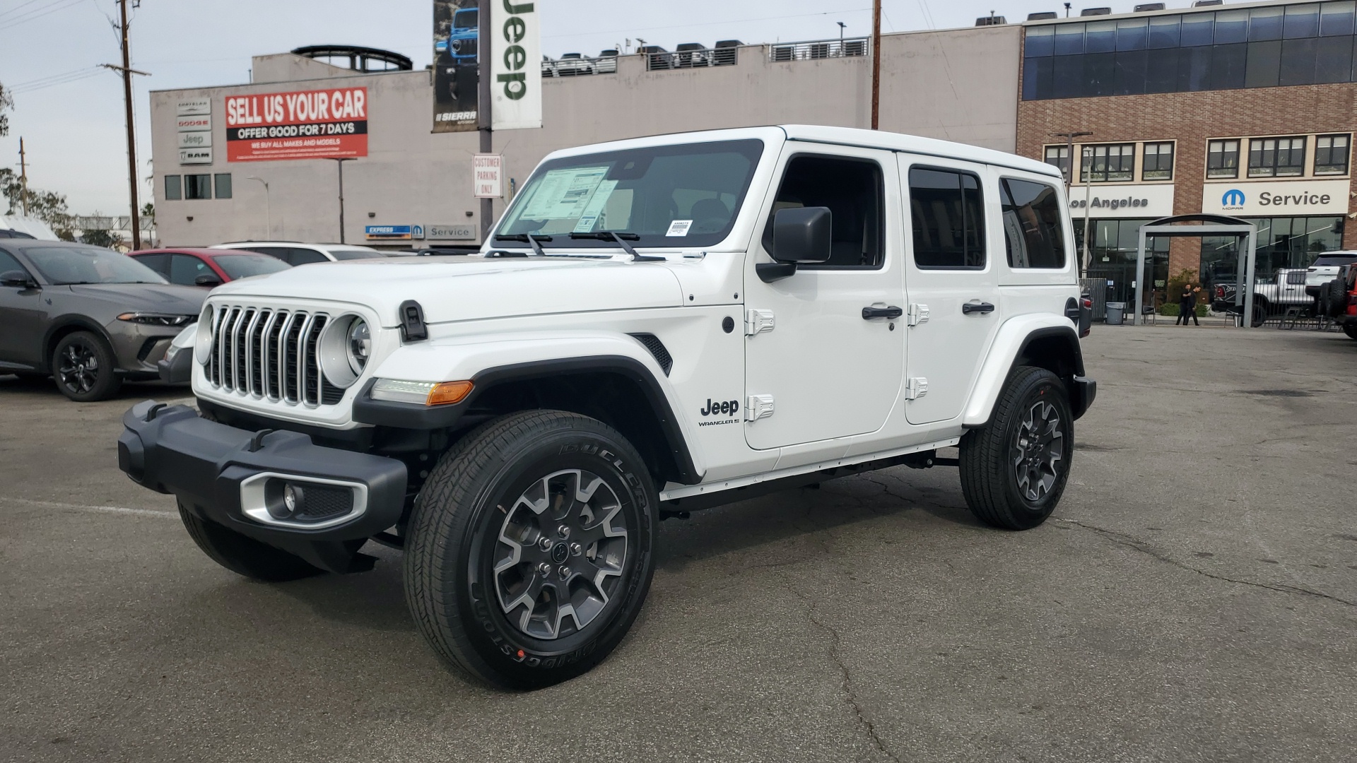 2025 Jeep Wrangler Sahara 1