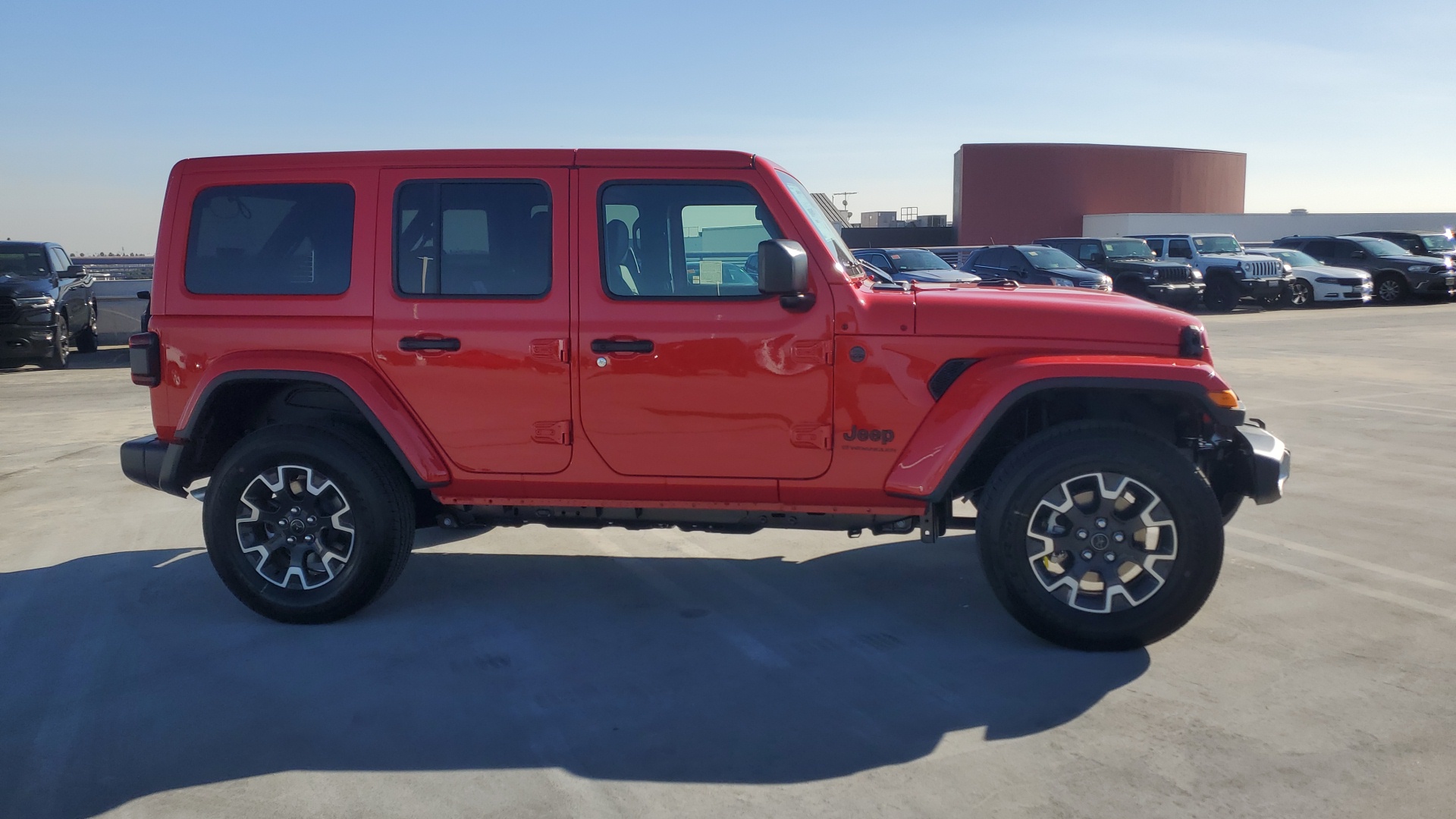 2025 Jeep Wrangler Sahara 6