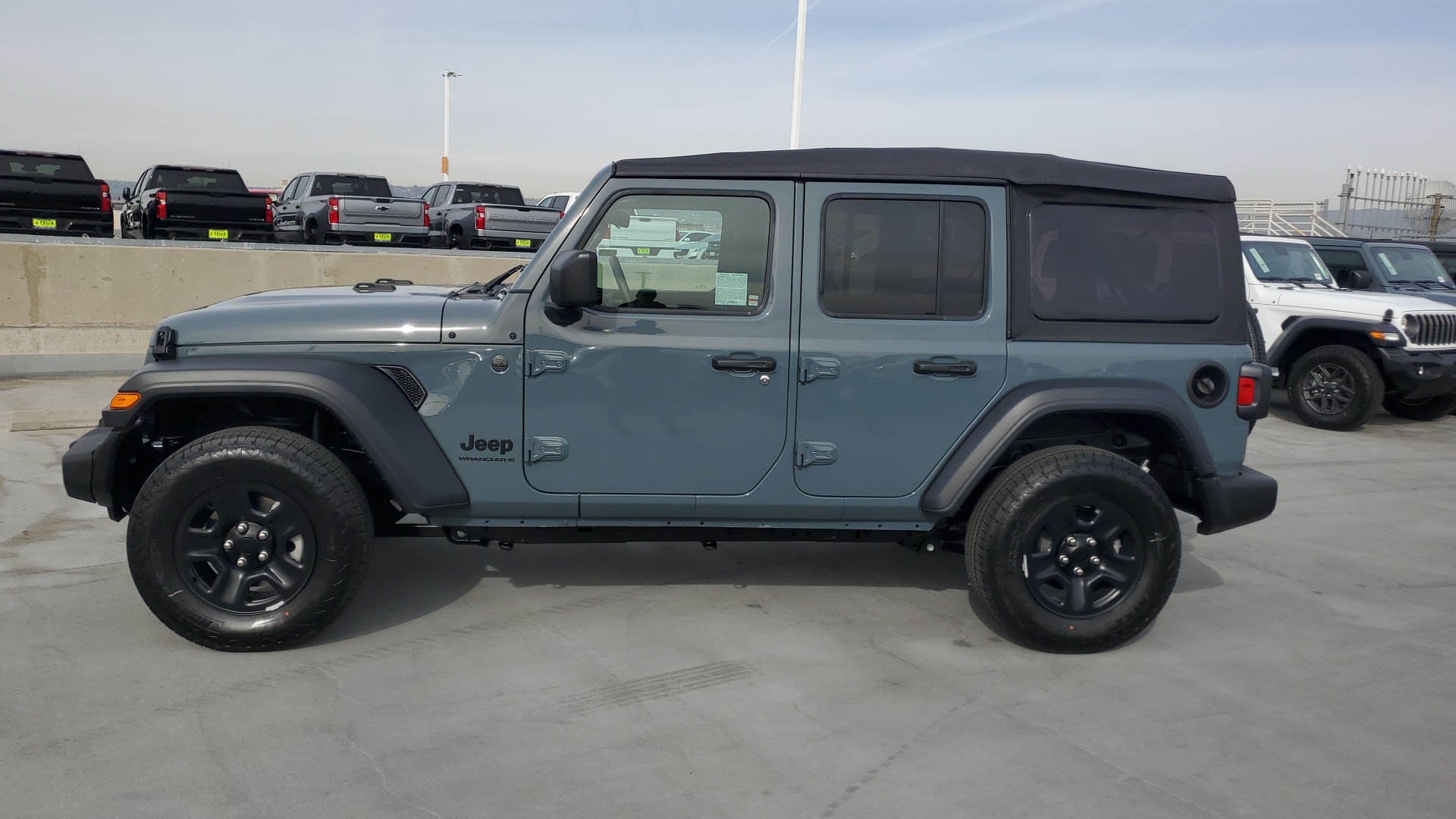 2025 Jeep Wrangler Sport 2