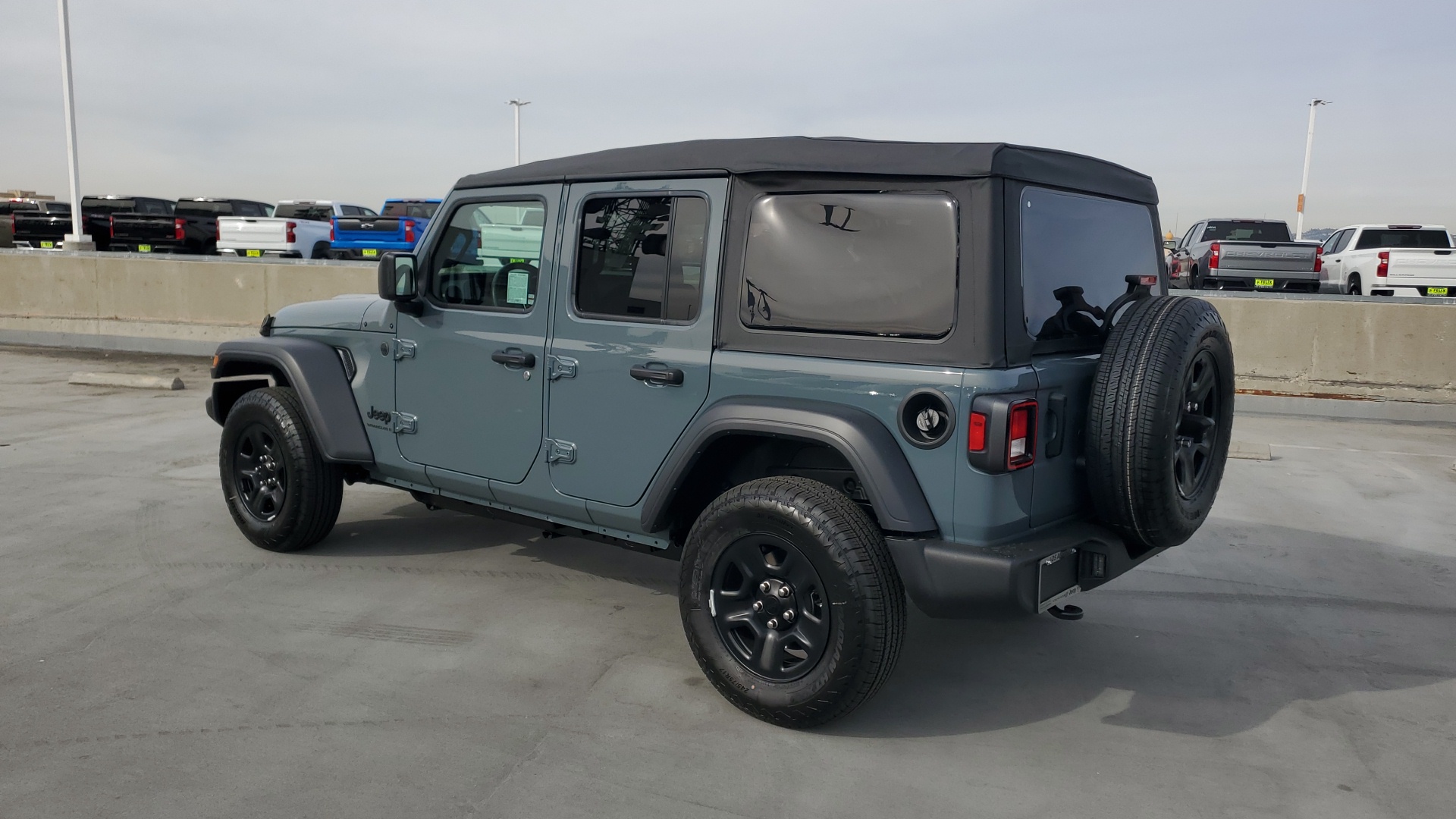 2025 Jeep Wrangler Sport 3