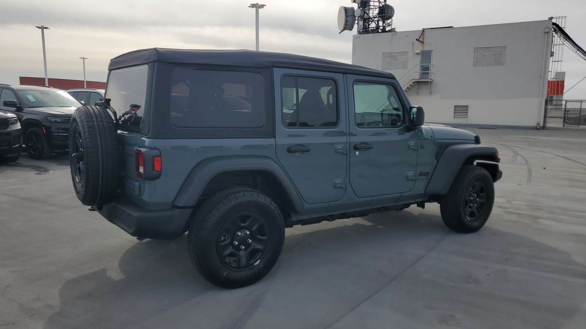 2025 Jeep Wrangler Sport 5