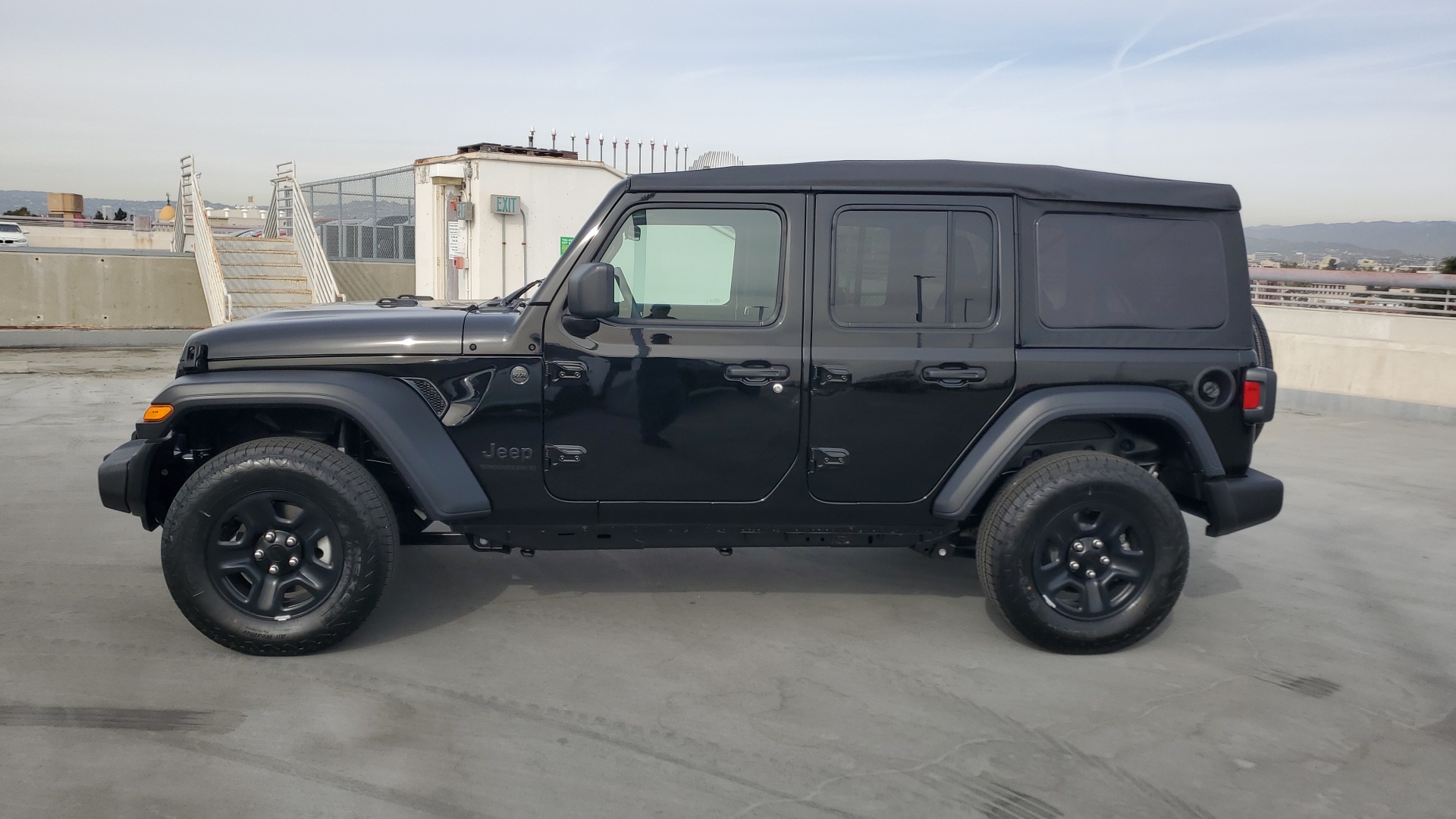 2025 Jeep Wrangler Sport 2