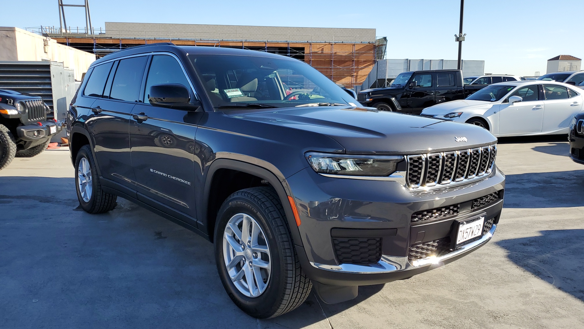 2025 Jeep Grand Cherokee L Laredo 4