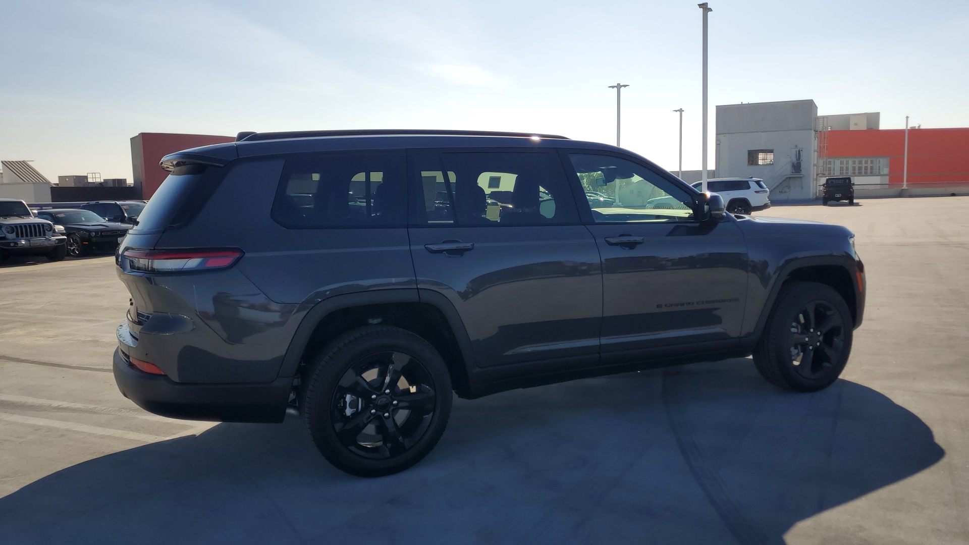 2025 Jeep Grand Cherokee L Limited 5