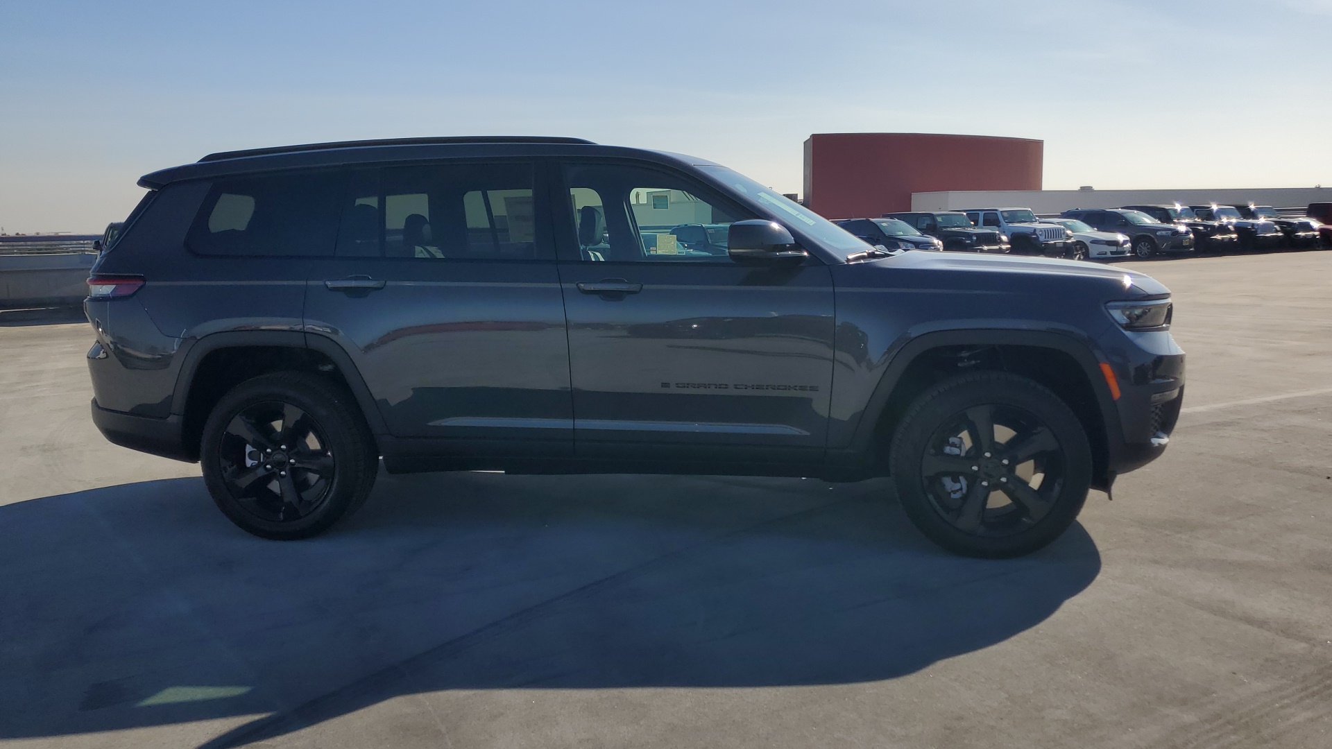 2025 Jeep Grand Cherokee L Limited 6