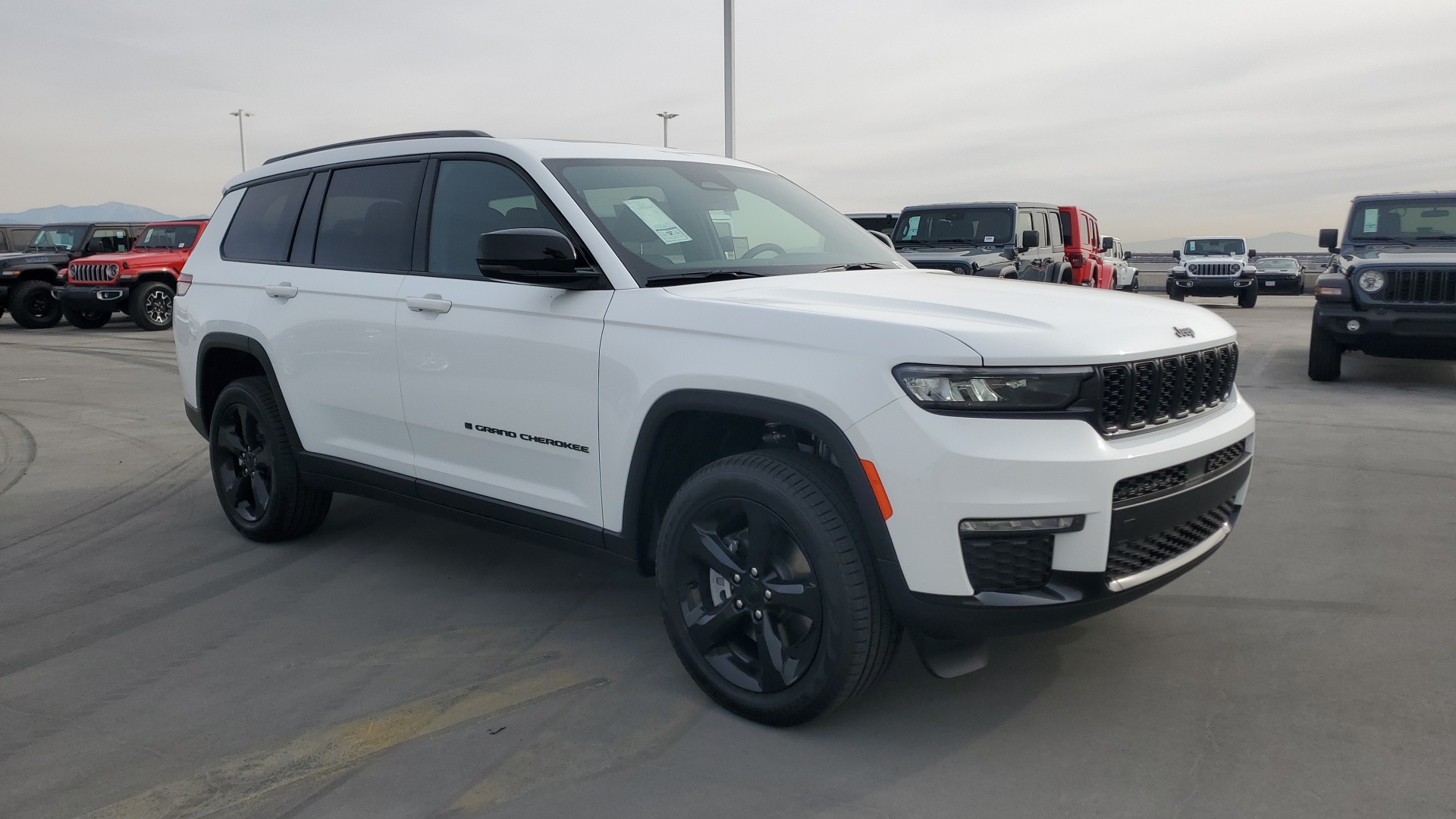 2025 Jeep Grand Cherokee L Limited 7