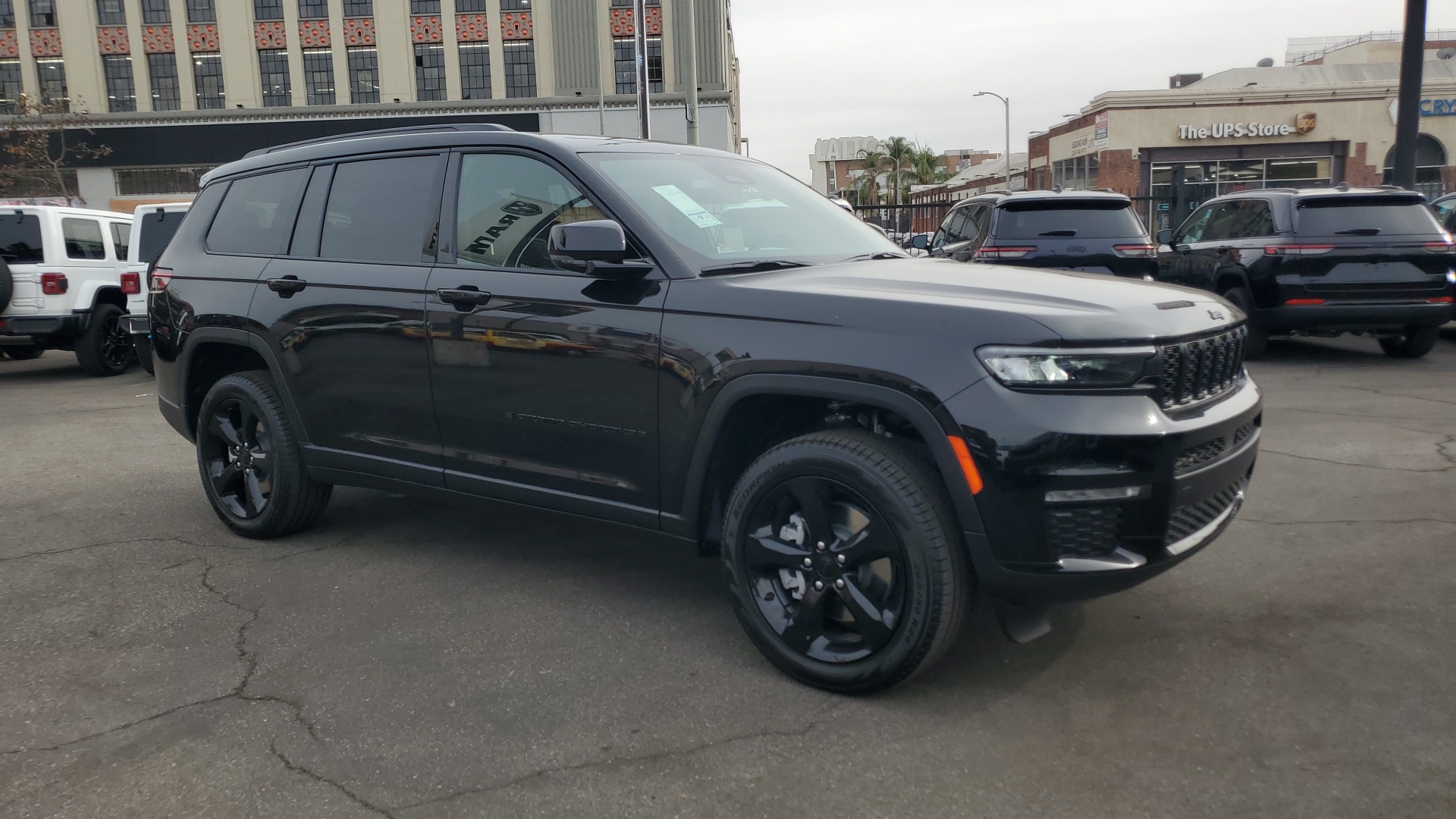 2025 Jeep Grand Cherokee L Limited 7