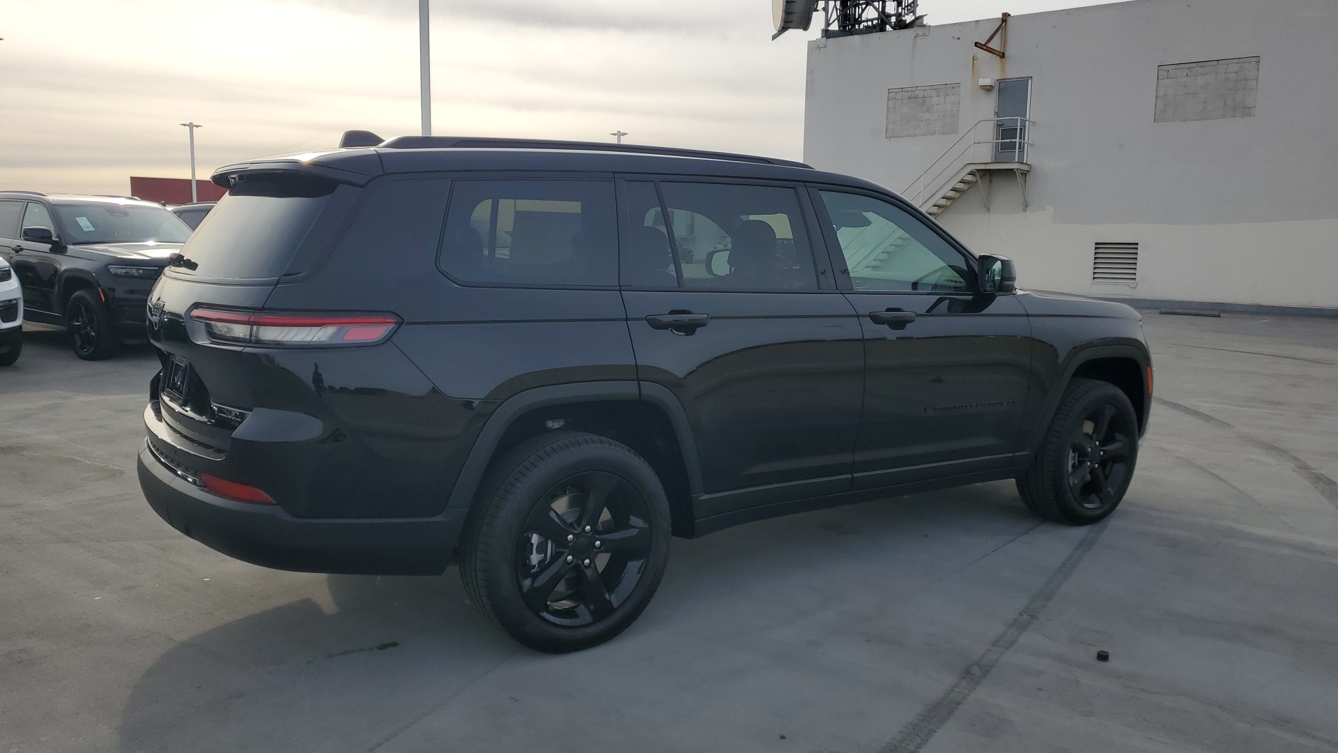 2025 Jeep Grand Cherokee L Limited 5