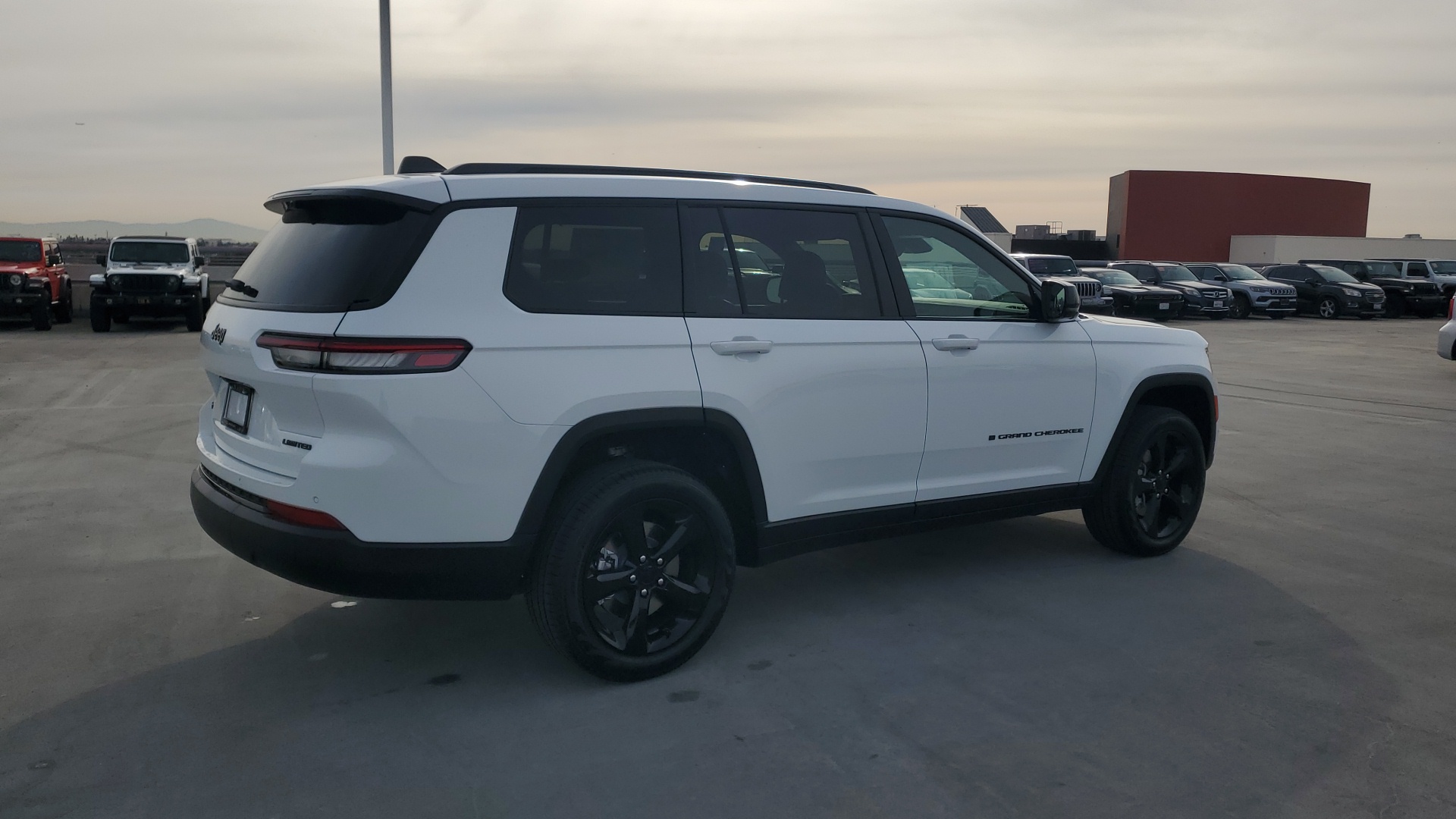 2025 Jeep Grand Cherokee L Limited 5